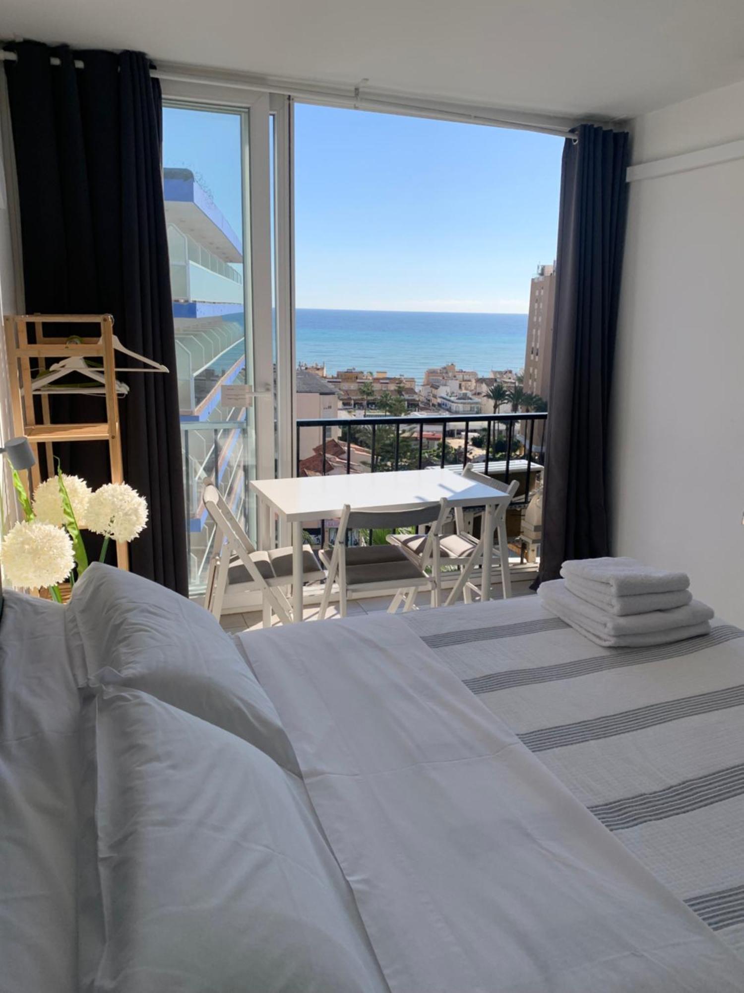 Inviting Studio With Sea View トレモリノス エクステリア 写真
